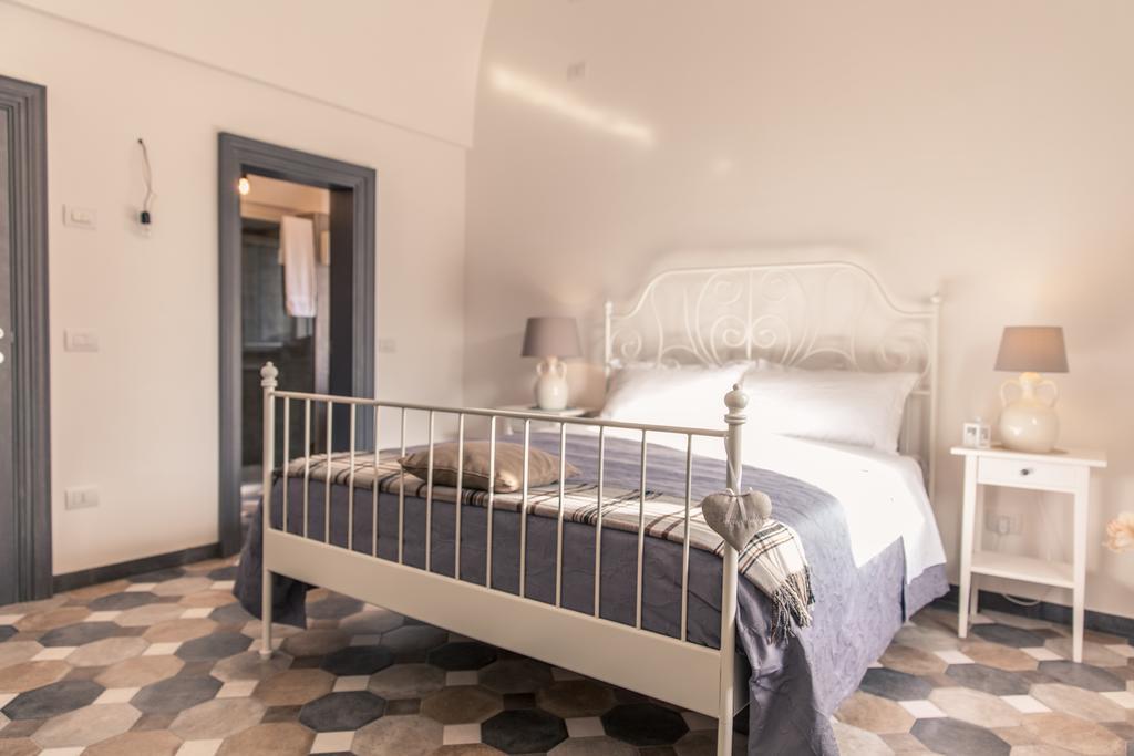 Marinella Suite Home Locorotondo Værelse billede
