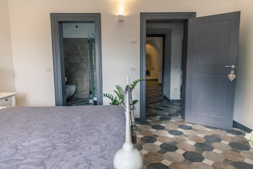 Marinella Suite Home Locorotondo Eksteriør billede