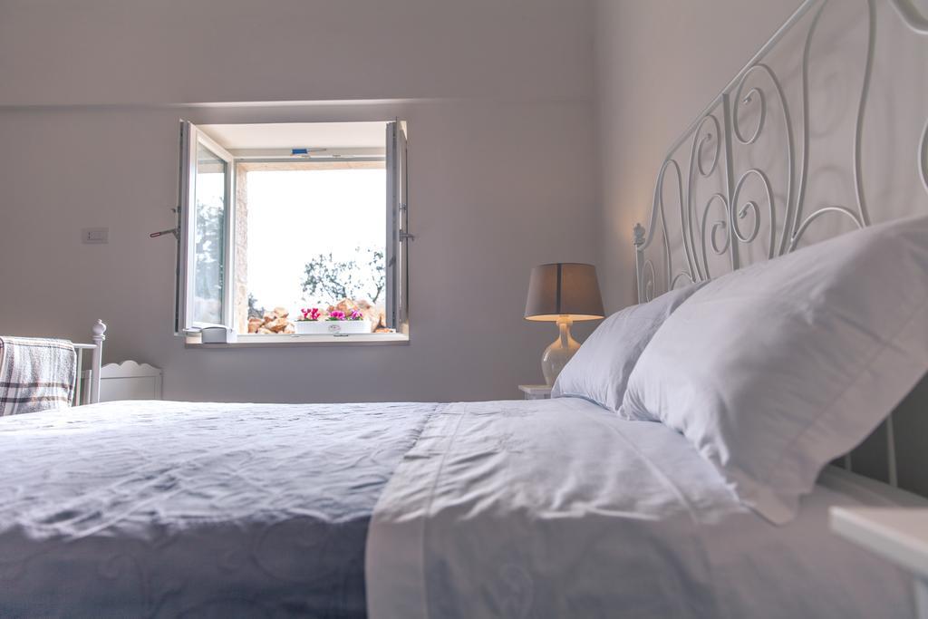 Marinella Suite Home Locorotondo Eksteriør billede